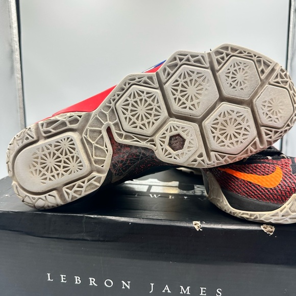 Nike Lebron XII 12 SE WTL What The Lebron James Multicolor Phantom MTLC Cacao 10 - Picture 4 of 14